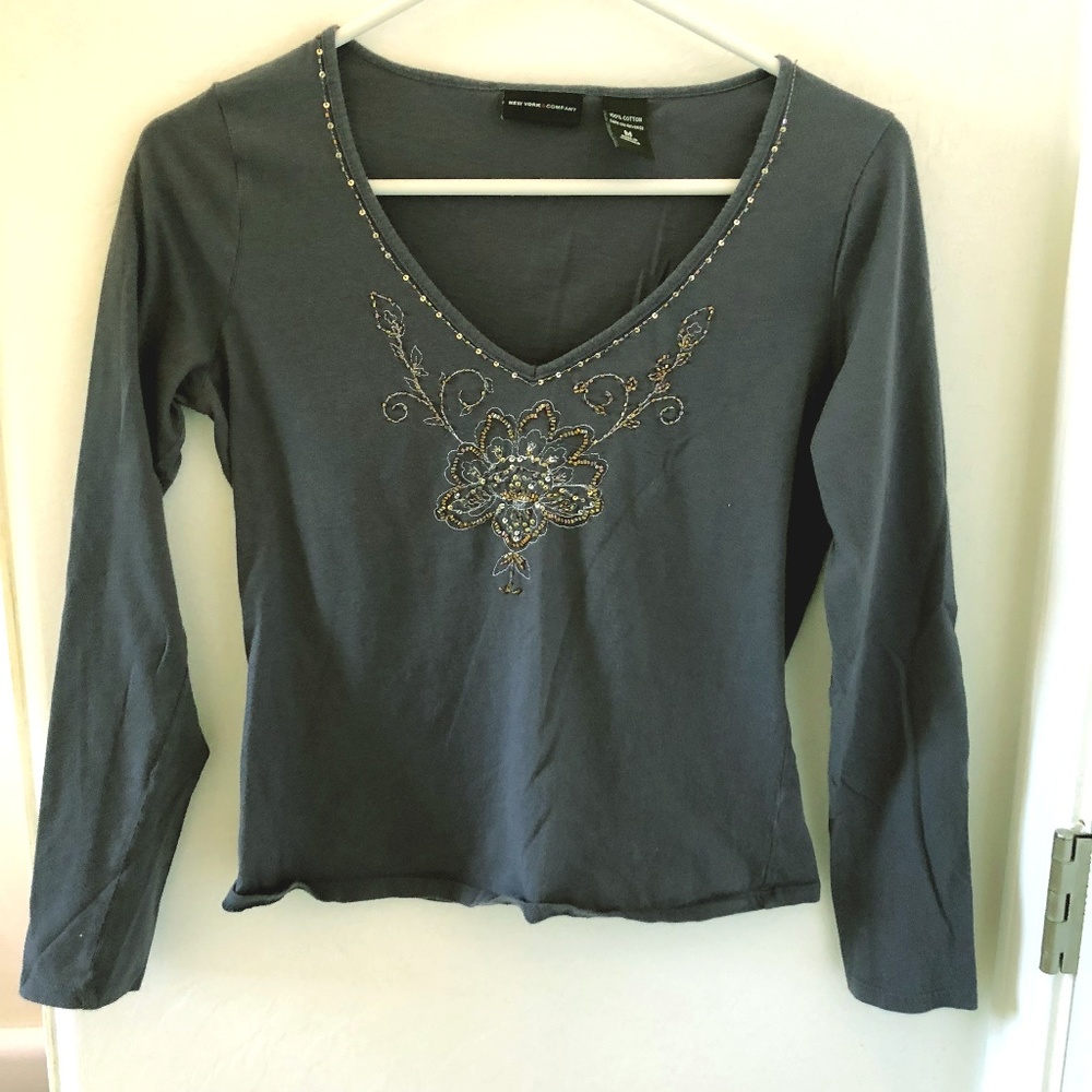 Purple V-neck with Bead Detail